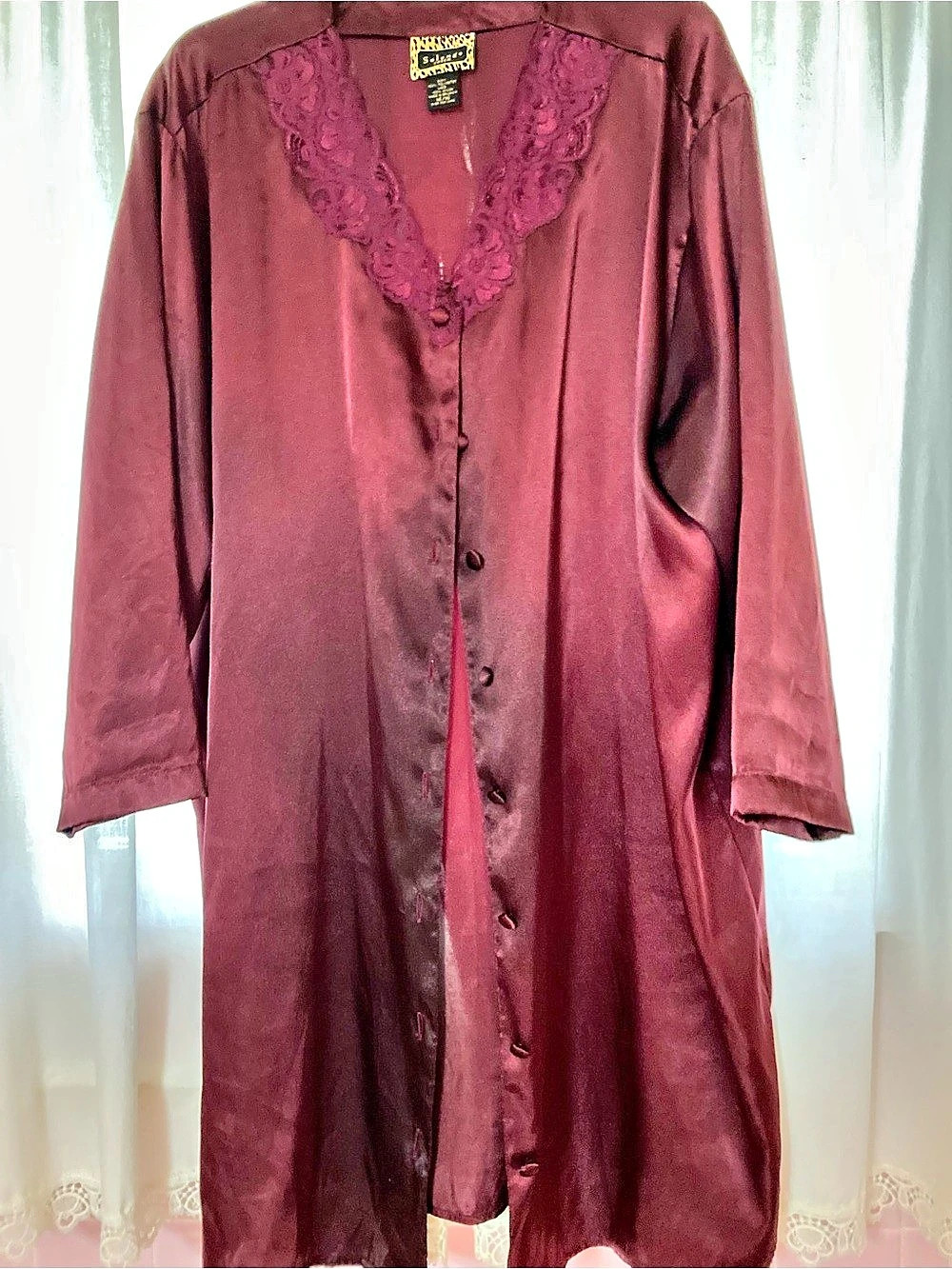 Solange satin Burgundy Lace Gown & Robe Size 14/16 Like New - Picture 2 of 6